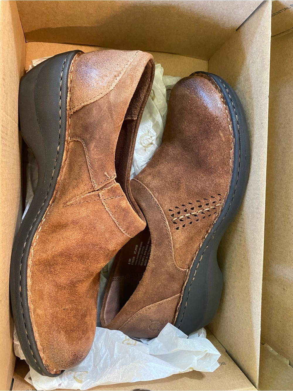 Born Blue and Tan Women's Shoe Box - Picture 2 of 8